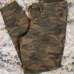 ALL JEANS $12!! Gap Camo Leggings
